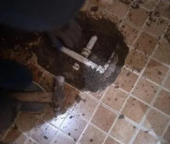 莆田市卫生间漏水维修公司为您分享下卫生间渗水如何处理及注意事项